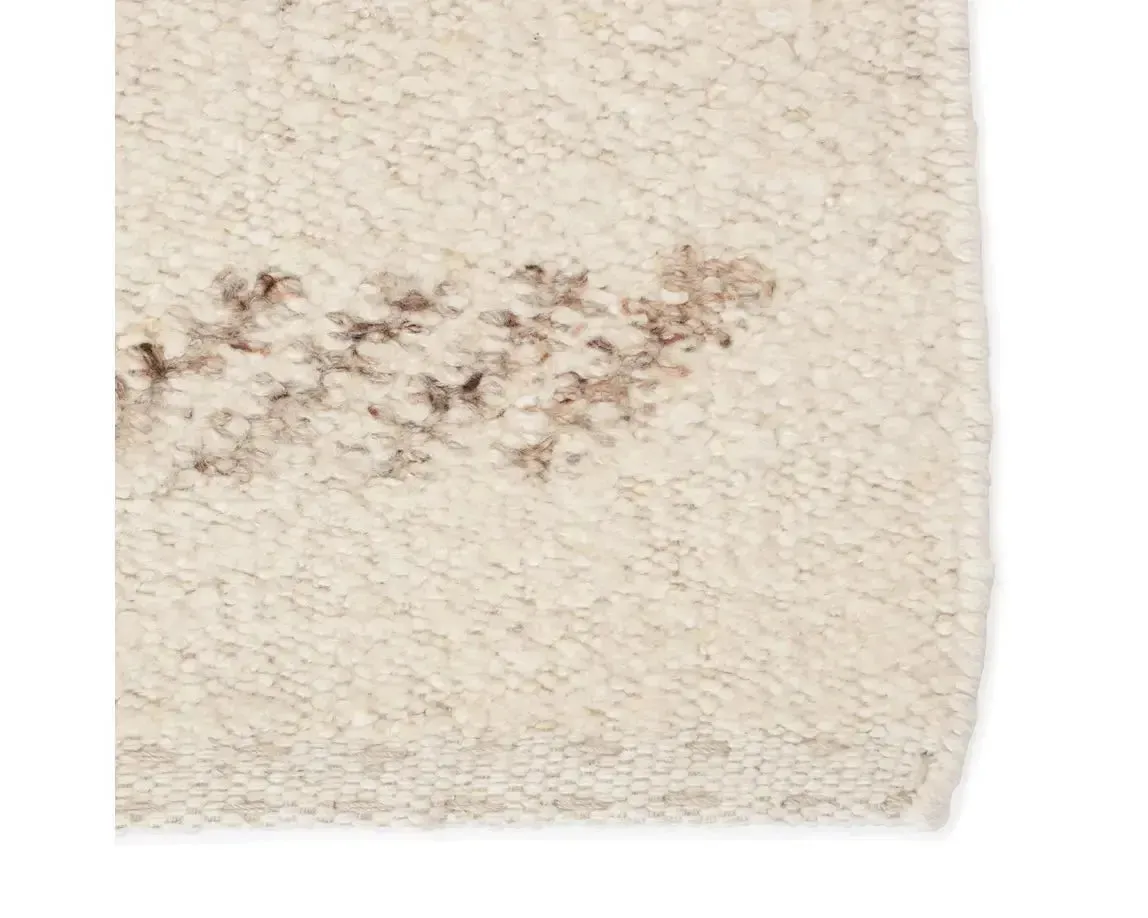 Leona LEO02 Light Brown/Cream Rug