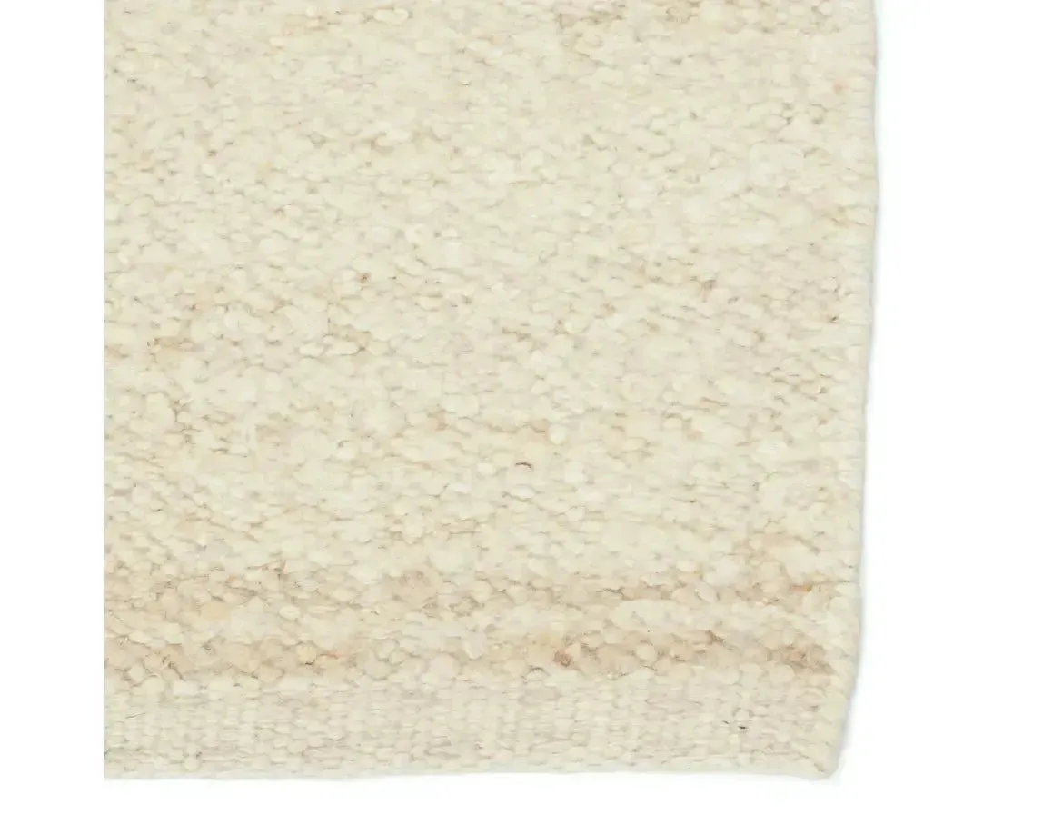 Leona LEO03 Light Tan/Cream Rug