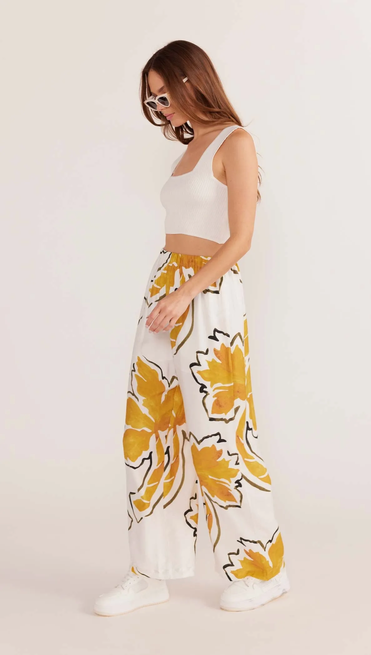 Mink Pink Zuri Wide Leg Pant - White Palm Print