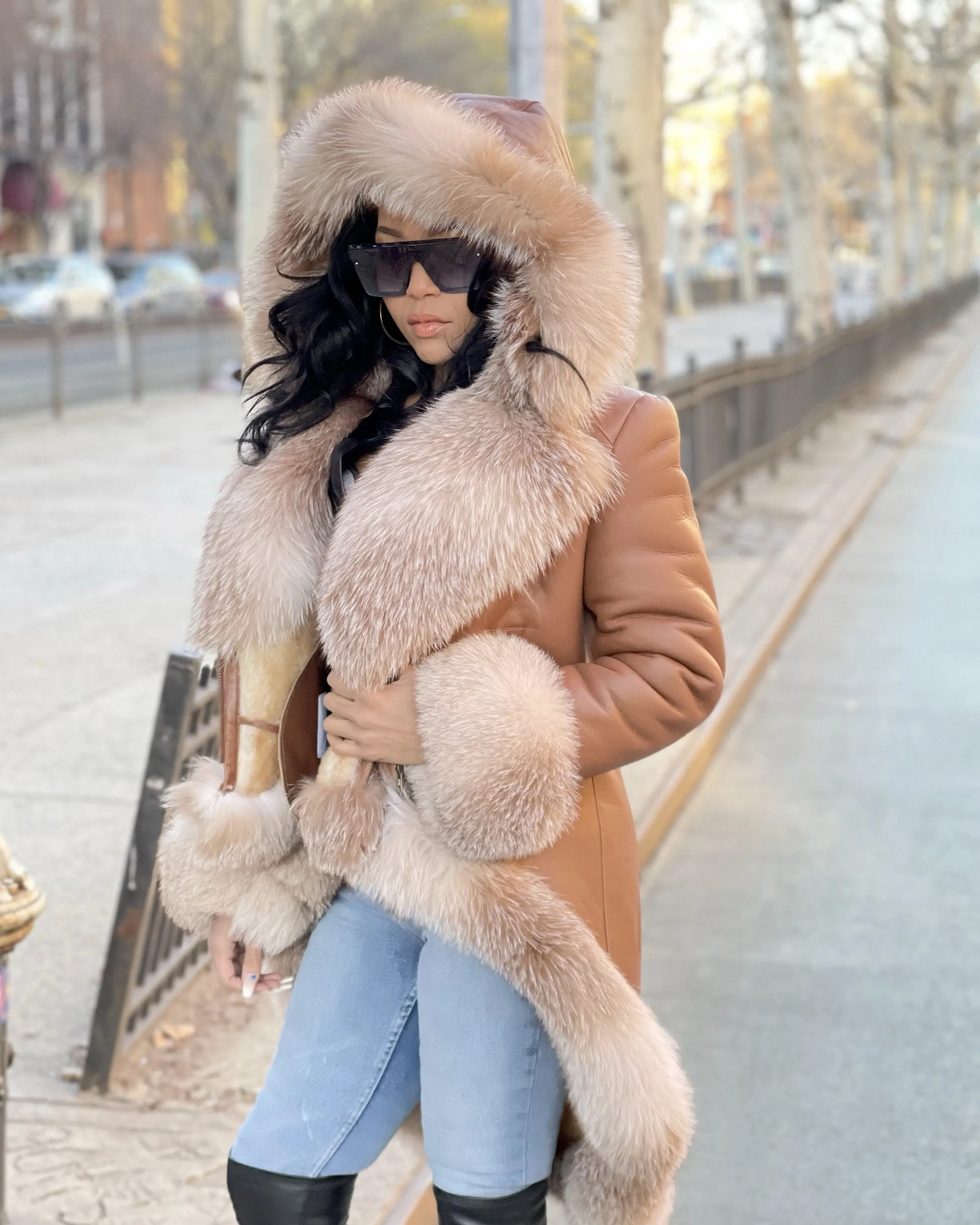 WOMEN SHEARLING- COGNAC LONG LENGTH WITH CRYSTAL FOX FUR